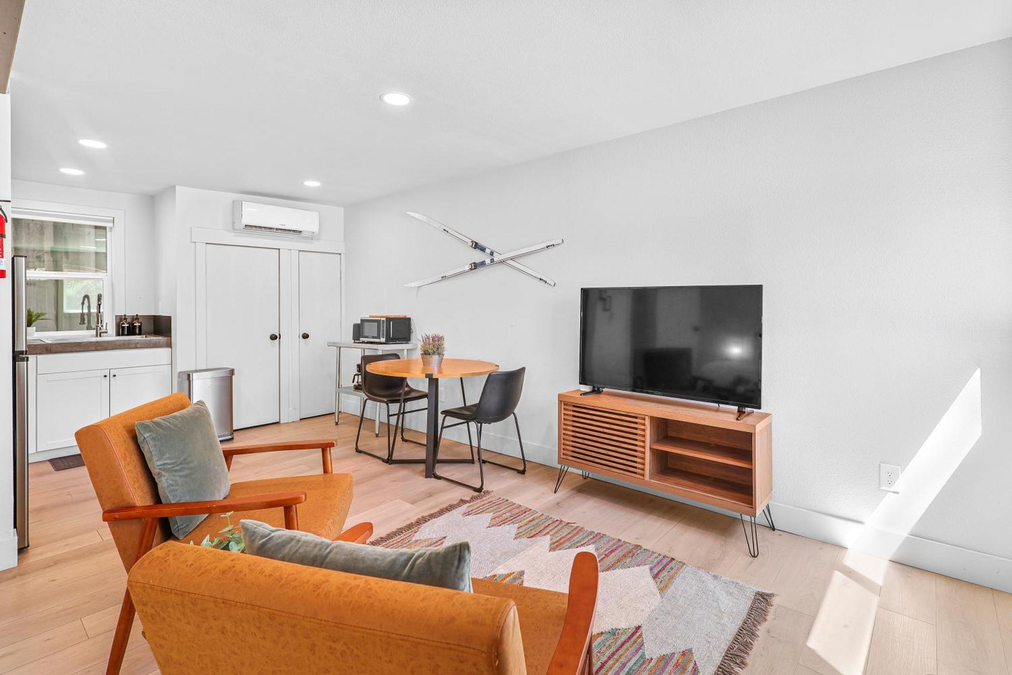 Basecamp Lodge Mount Shasta Δωμάτιο φωτογραφία