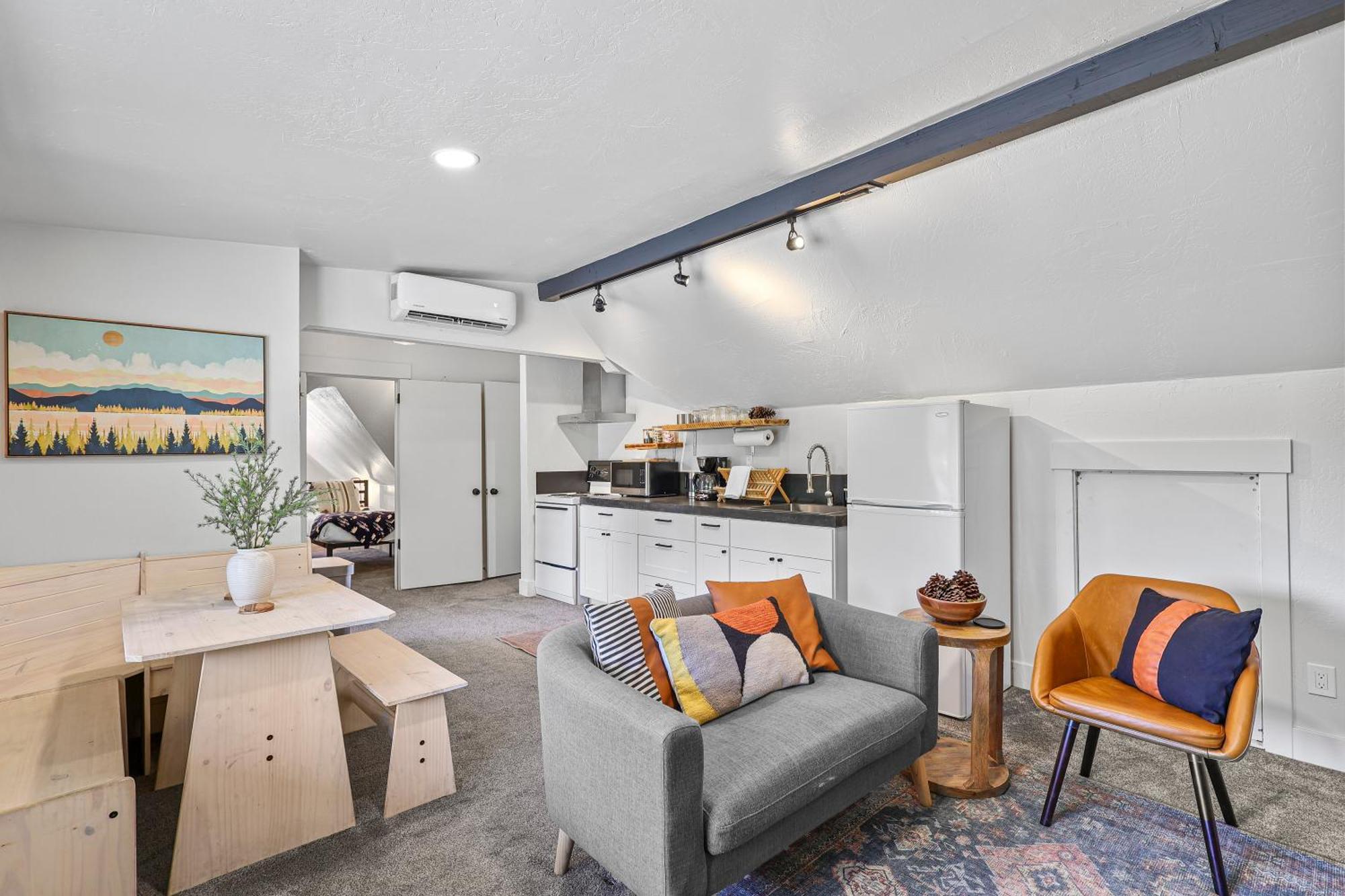 Basecamp Lodge Mount Shasta Εξωτερικό φωτογραφία