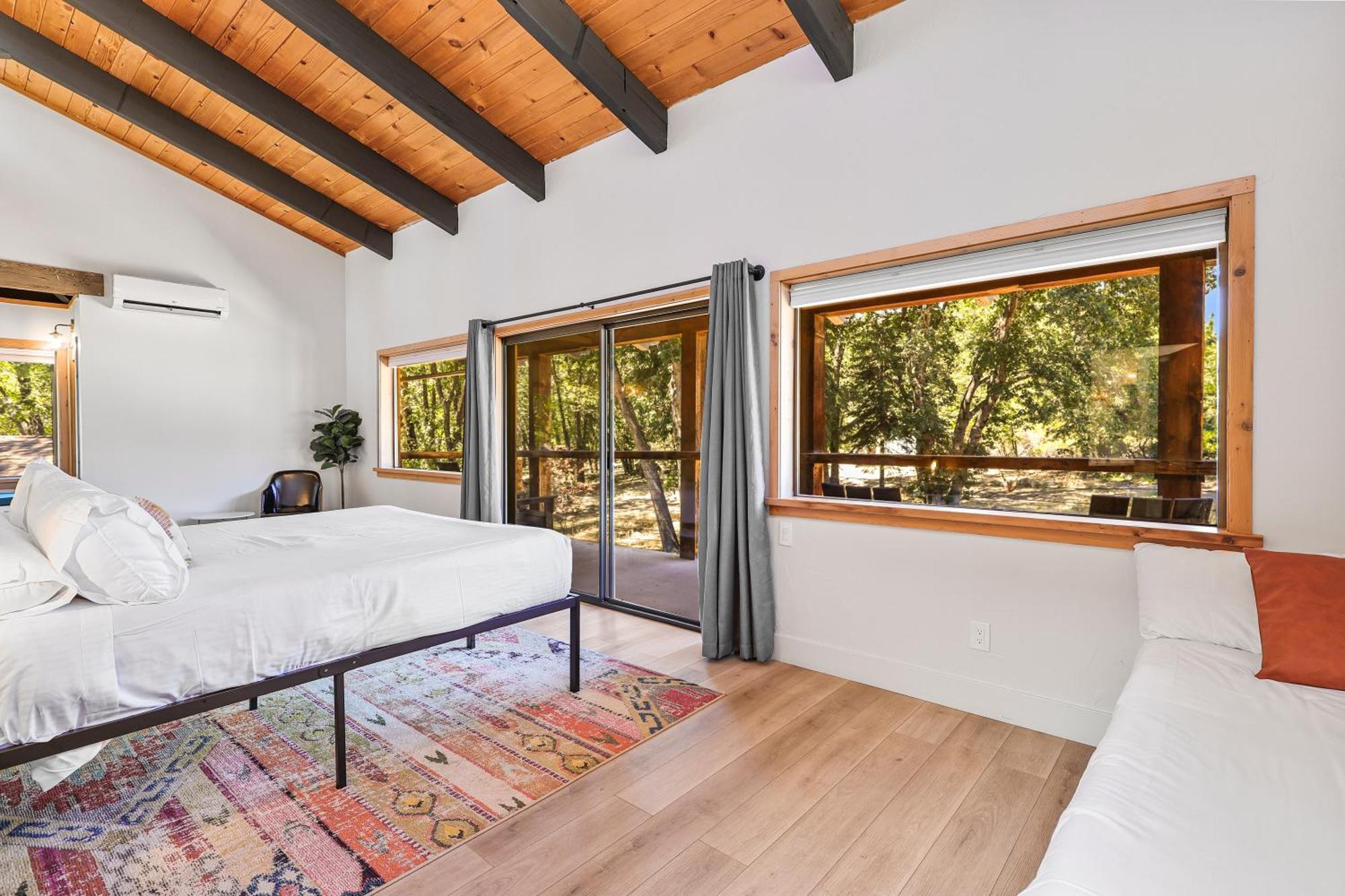 Basecamp Lodge Mount Shasta Δωμάτιο φωτογραφία