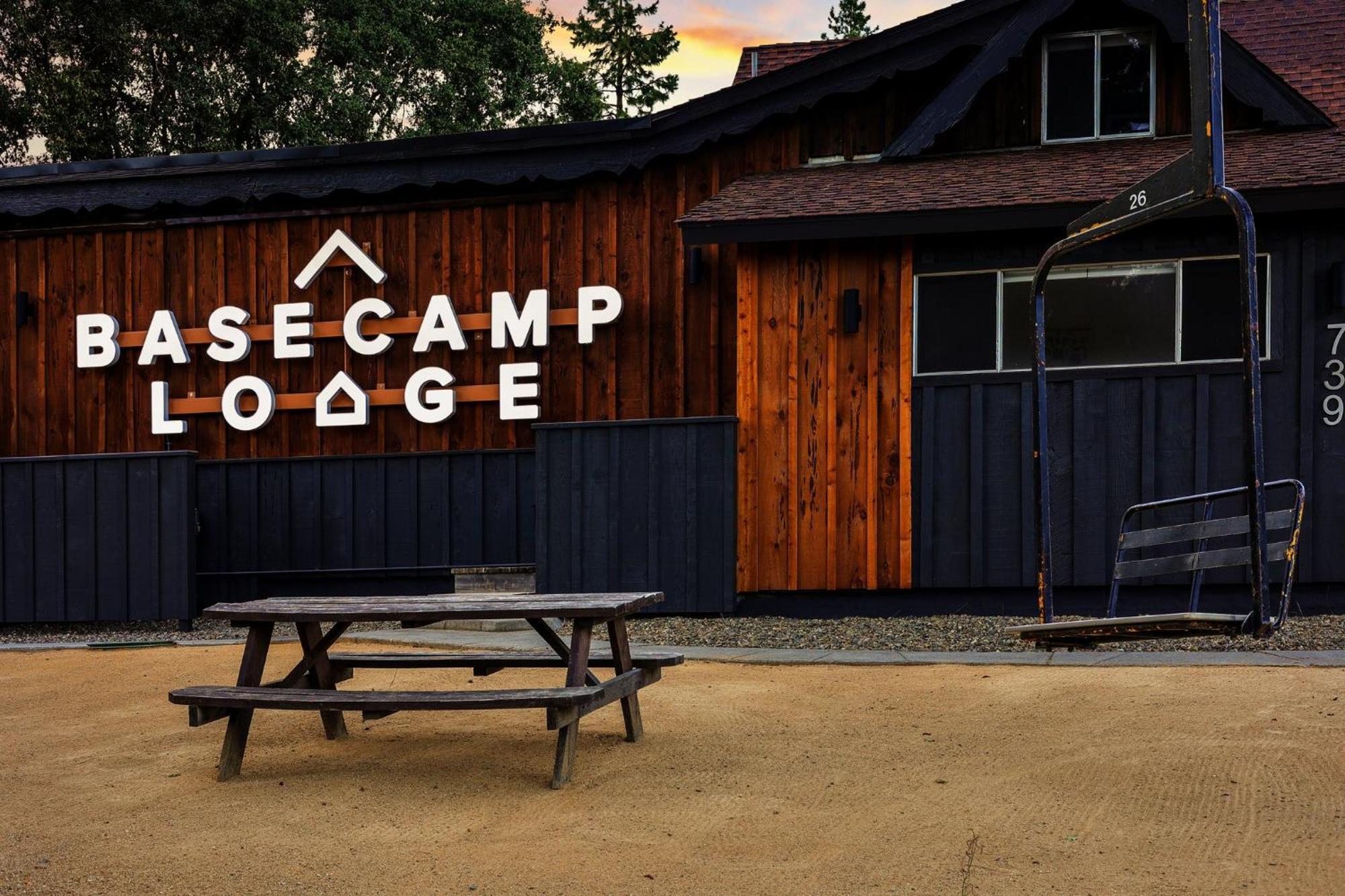 Basecamp Lodge Mount Shasta Εξωτερικό φωτογραφία